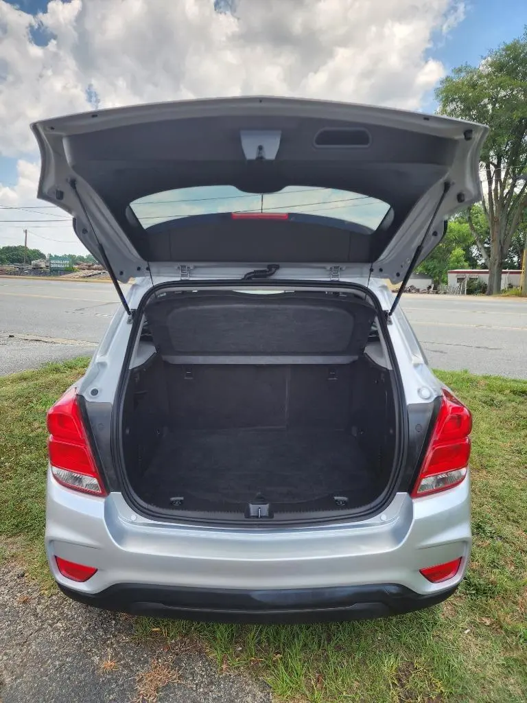 2019 Chevrolet Trax LT photo 4