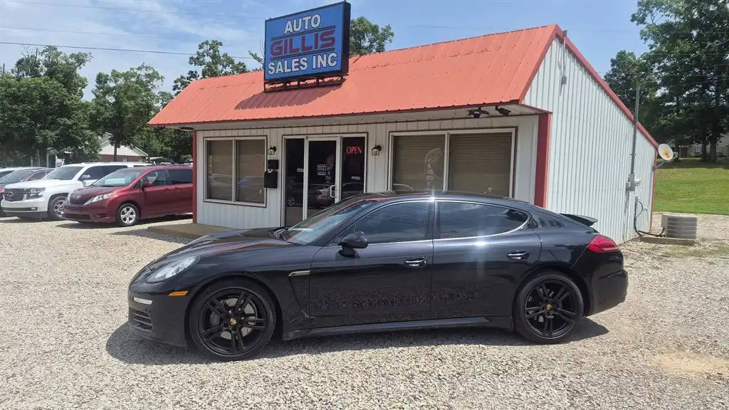 2014 Porsche Panamera 4's photo