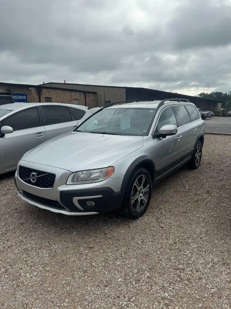 2015 Volvo XC70 T5 Drive-E FWD Premier's photo