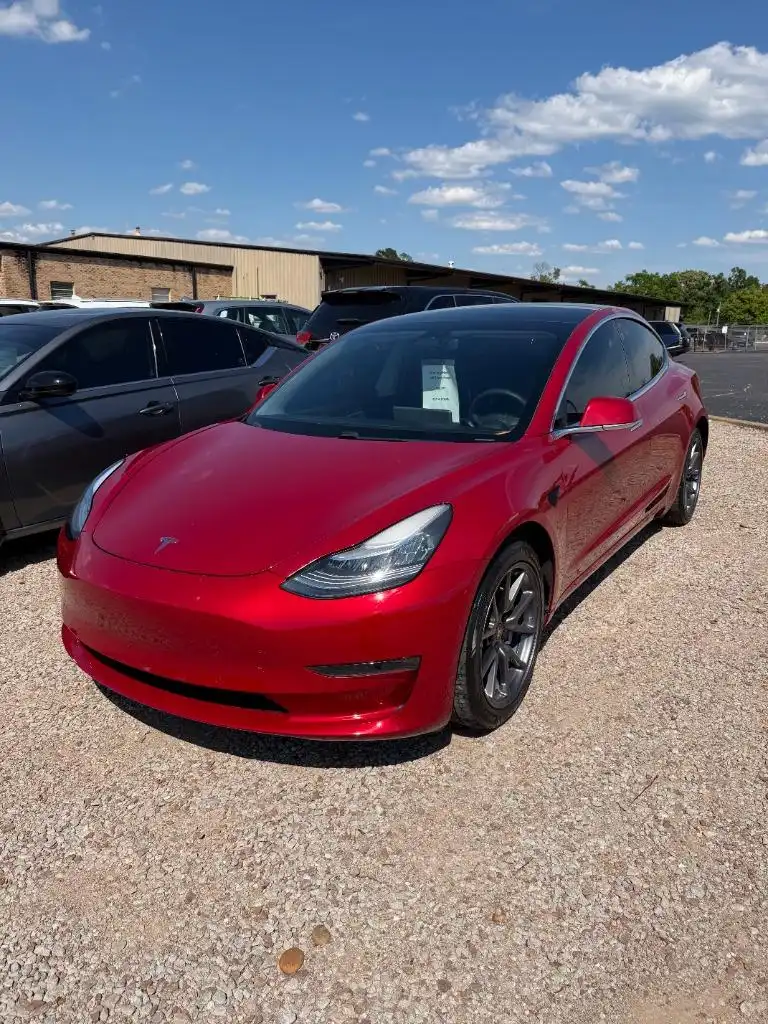 2020 Tesla Model 3 Long Range Dual Motor All-Wheel Drive's photo