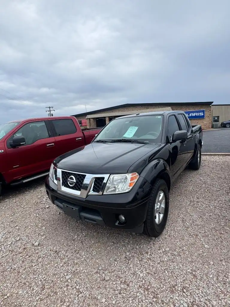 2013 Nissan Frontier 4.0 SV Crew Cab 4X2 AT SWB's photo