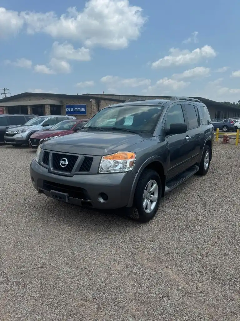 2015 Nissan Armada SV 4X2's photo