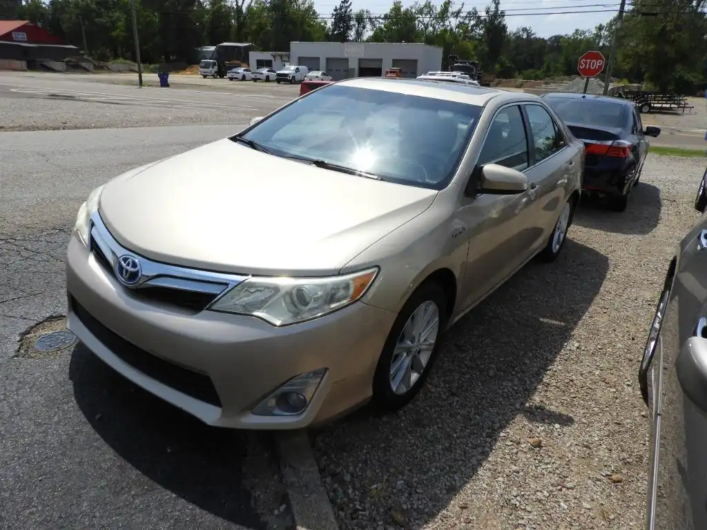 2012 Toyota Camry 2.5 Auto XLE Hybrid's photo