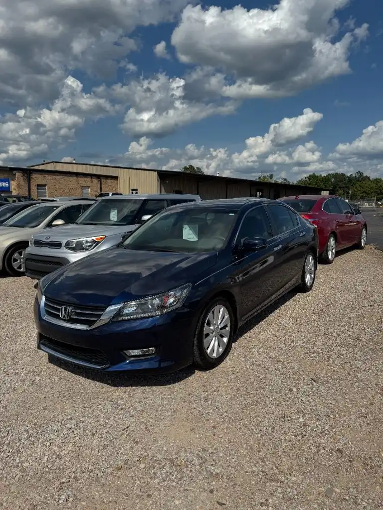 2013 Honda Accord EX-L Auto's photo