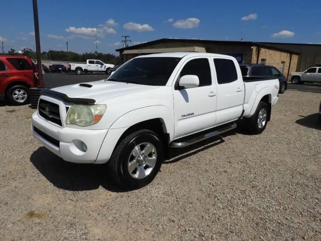 2006 Toyota Tacoma PreRunner Double Cab V6 5AT Long Bed's photo