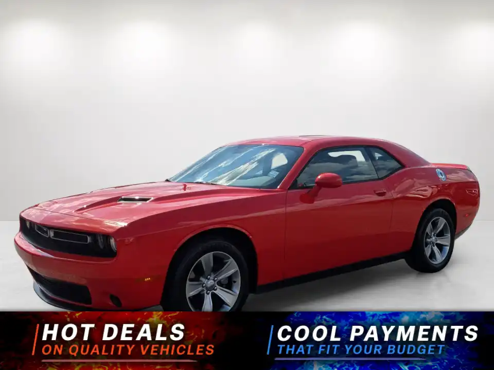 2020 Dodge Challenger SXT Auto's photo