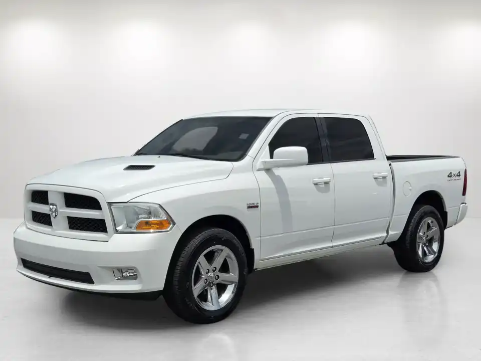 2012 RAM 1500 Express 4x4 Crew Cab's photo