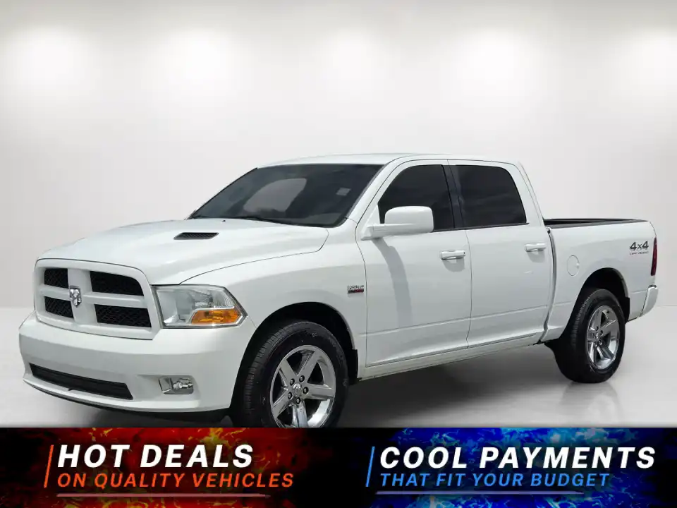 2012 RAM 1500 Express 4x4 Crew Cab's photo