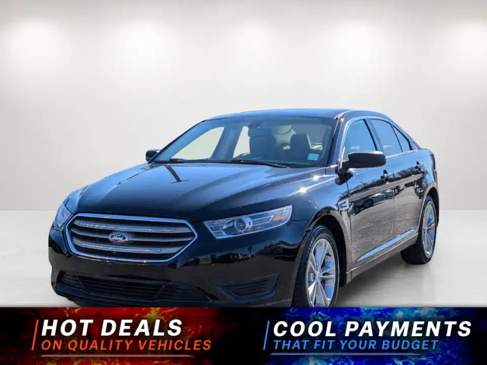 2017 Ford Taurus SE FWD's photo