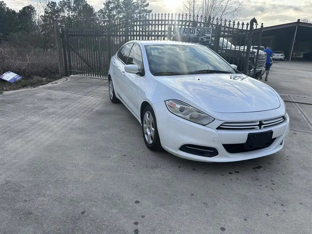 2016 Dodge Dart 2.0 SE's photo