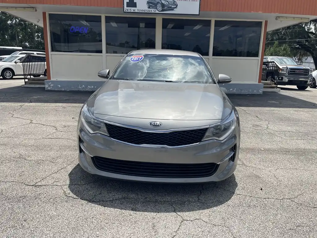 2017 Kia Optima LX AT's photo