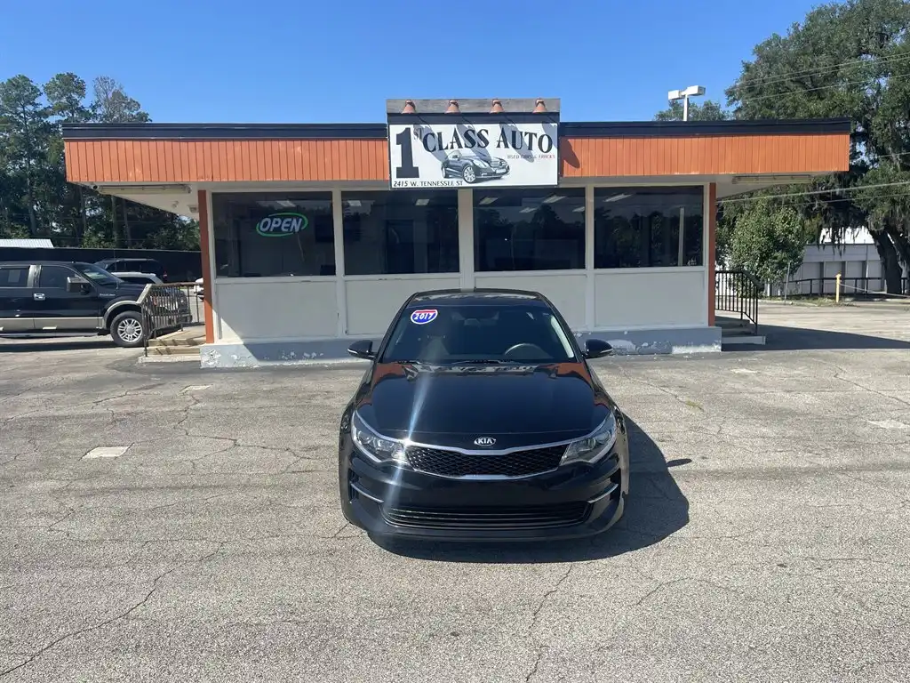 2017 Kia Optima LX AT's photo