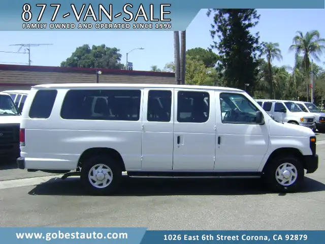 2009 Ford E-Series E-350 XLT Super Duty Extended's photo
