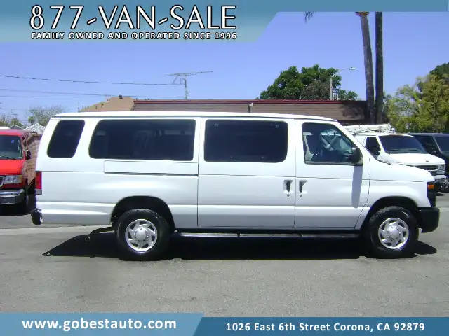 2013 Ford E-Series E-350 XL Super Duty Extended's photo
