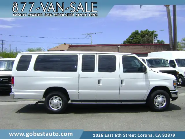 2013 Ford E-Series E-350 XLT Super Duty Extended's photo
