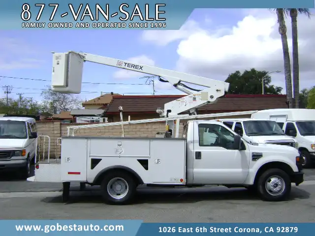 2008 Ford F-550's photo