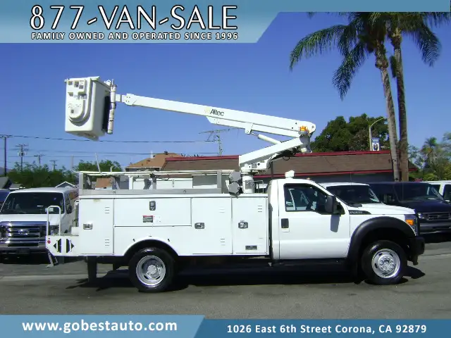2015 Ford F-450 XL 4WD Regular Cab DRW 141 in's photo