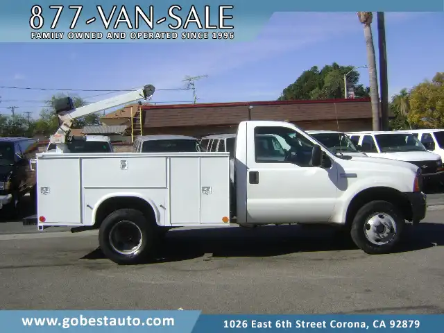 2005 Ford F-450's photo