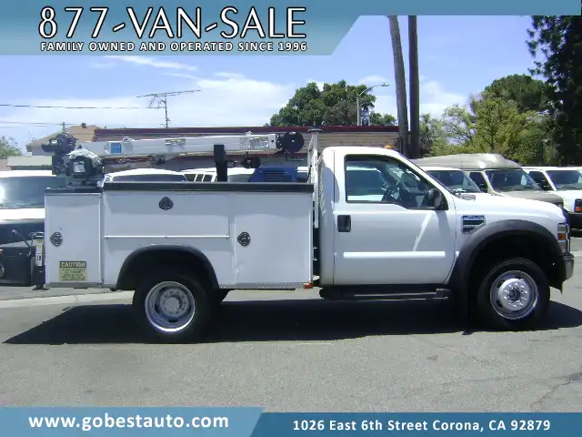 2008 Ford F-450's photo