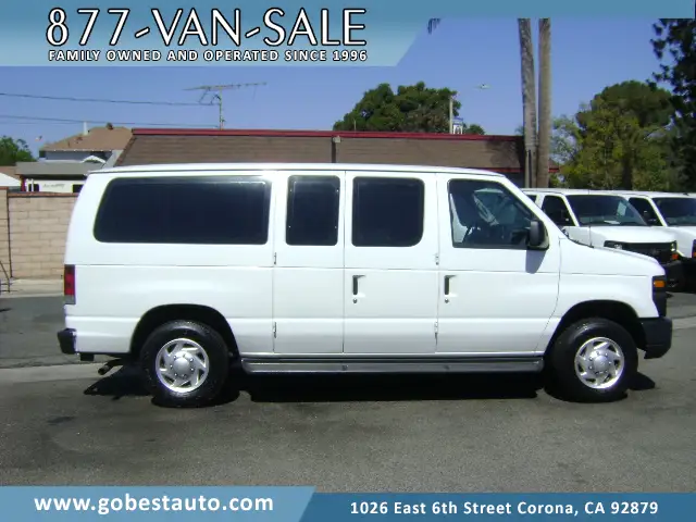 2012 Ford E-Series XL E-150 photo 1