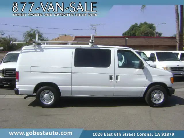 2001 Ford E-Series E-150 Van's photo