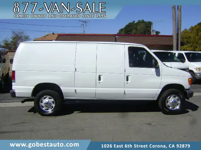 2006 Ford E-Series E-250 Van's photo