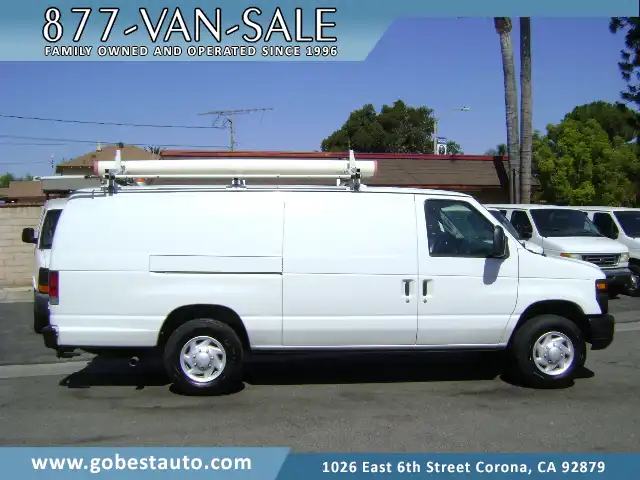 2014 Ford E-Series E-350 Super Duty Extended's photo