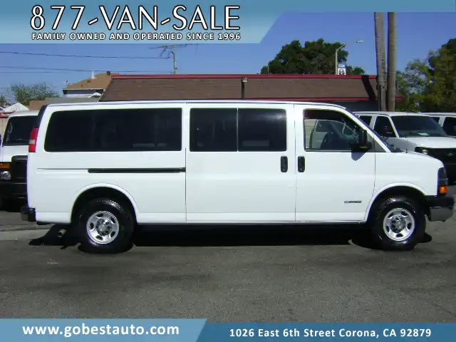 2005 Chevrolet Express 3500 Extended's photo