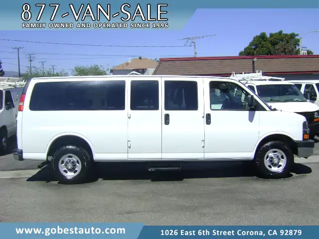 2007 Chevrolet Express 3500 Extended's photo