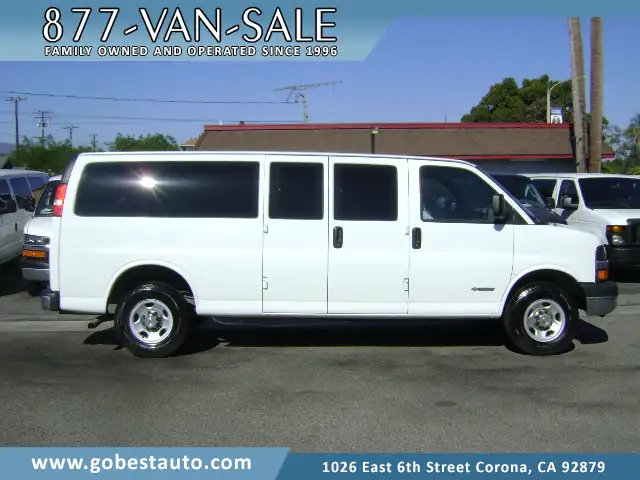 2005 Chevrolet Express 3500 Extended's photo