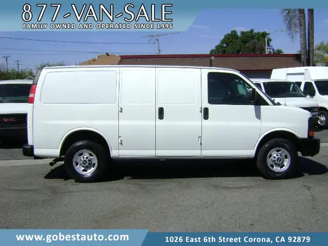 2012 Chevrolet Express 2500 Work Van HD's photo