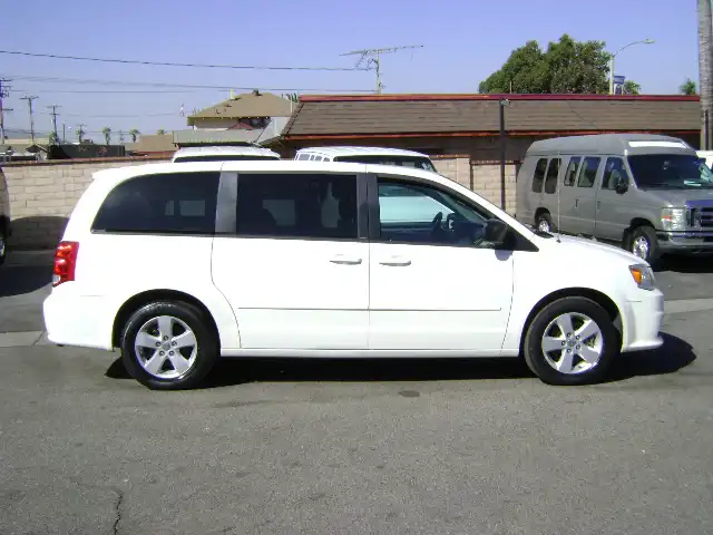2015 Dodge Grand Caravan SXT's photo