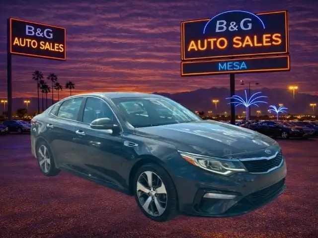 2020 Kia Optima S AT's photo