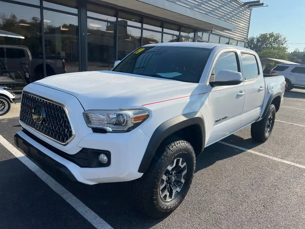 2019 Toyota Tacoma TRD Off-Road Double Cab 4WD V6 Auto Short Bed's photo