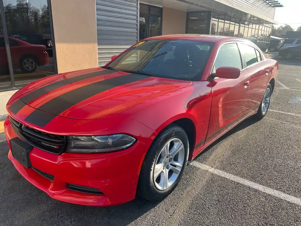 2019 Dodge Charger SXT's photo