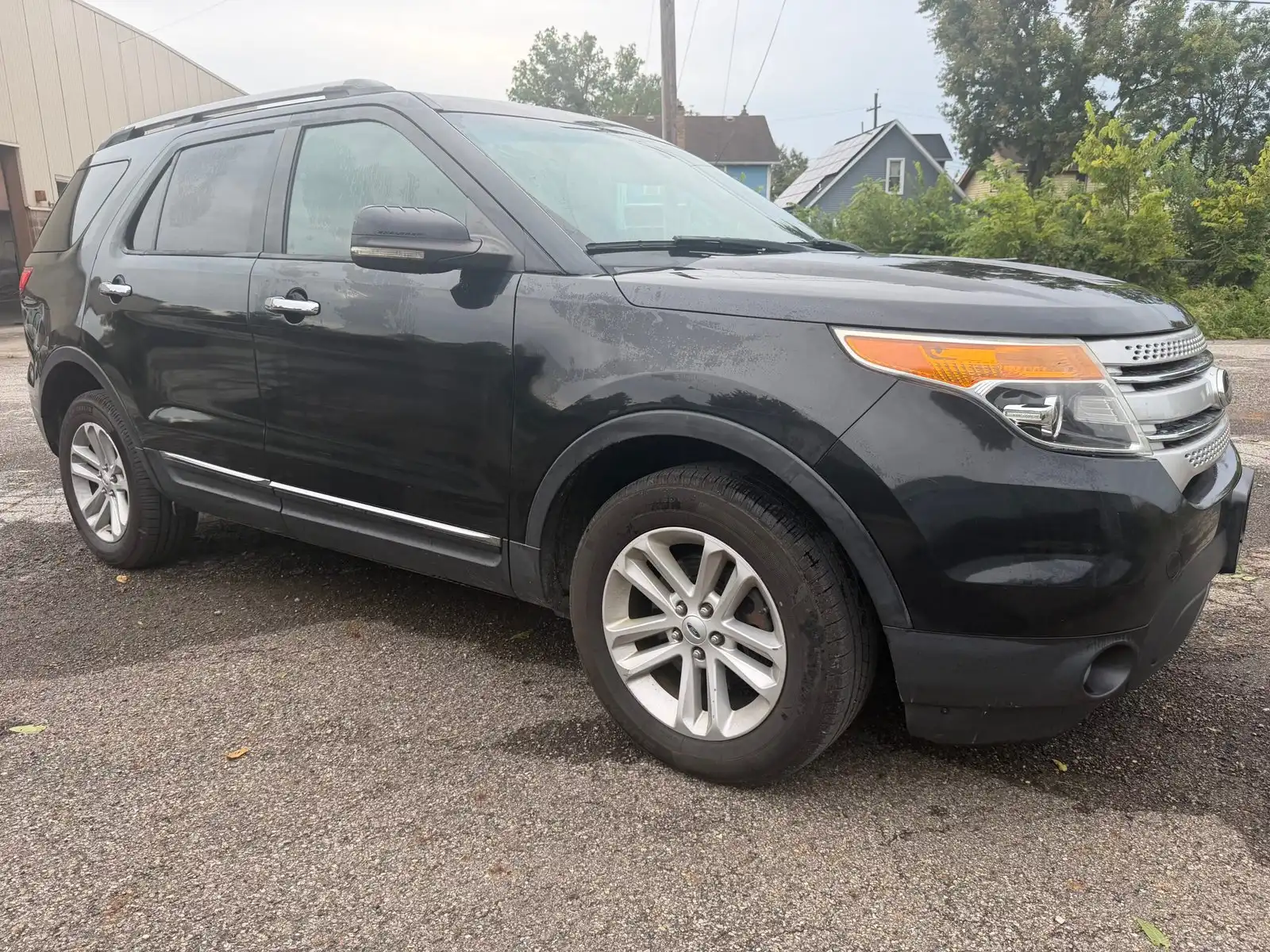 2013 Ford Explorer XLT 4WD's photo