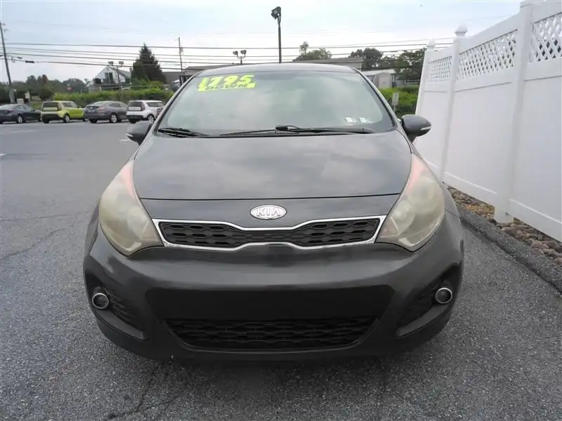 2013 Kia Rio EX AT's photo