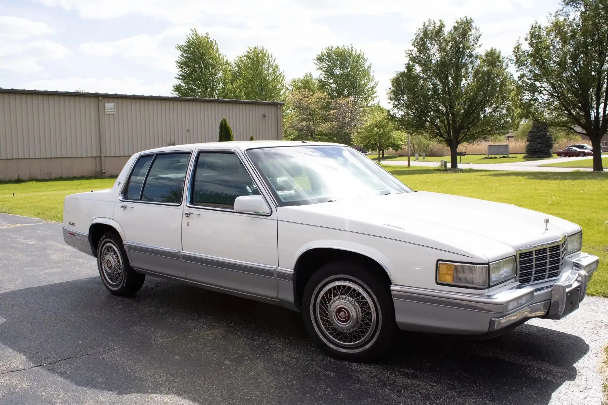 1991 Cadillac DeVille undefined photo 1