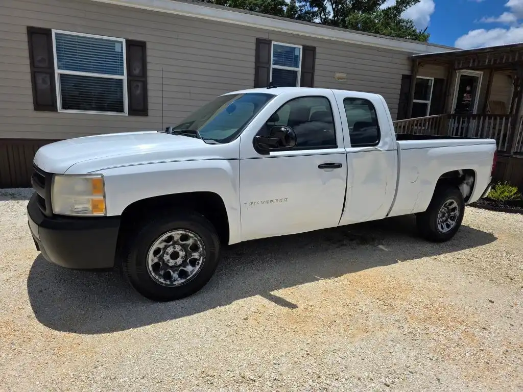 2007 Chevrolet Silverado 1500 Work Truck Extended Cab SWB's photo