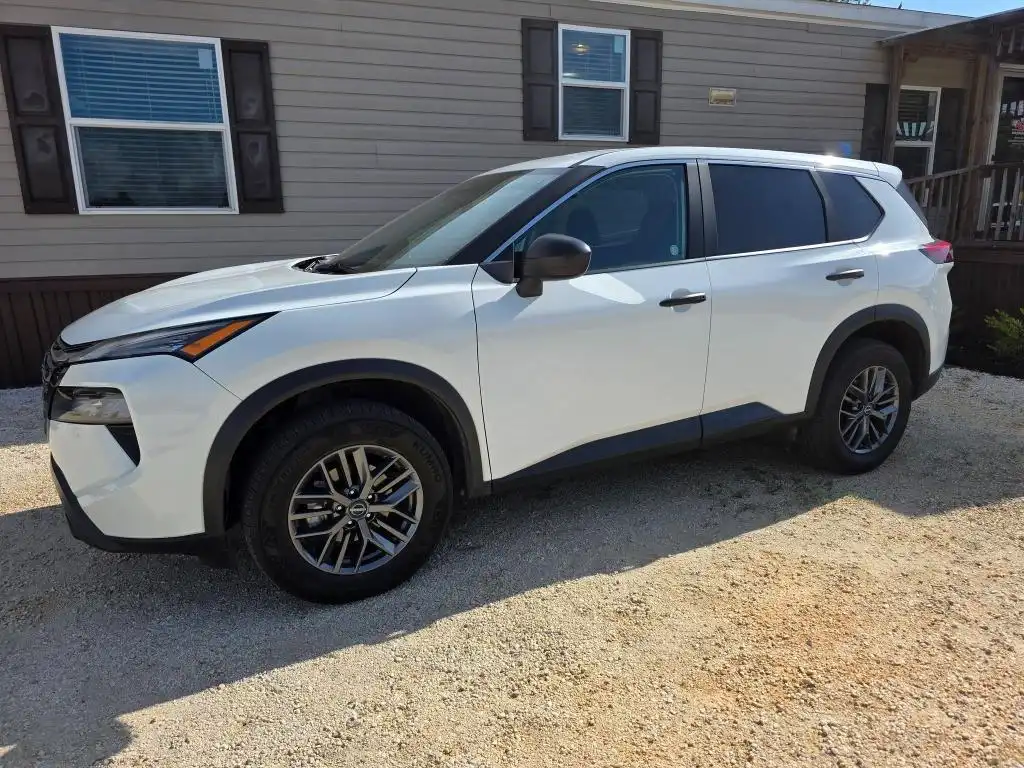 2025 Nissan Rogue S FWD's photo