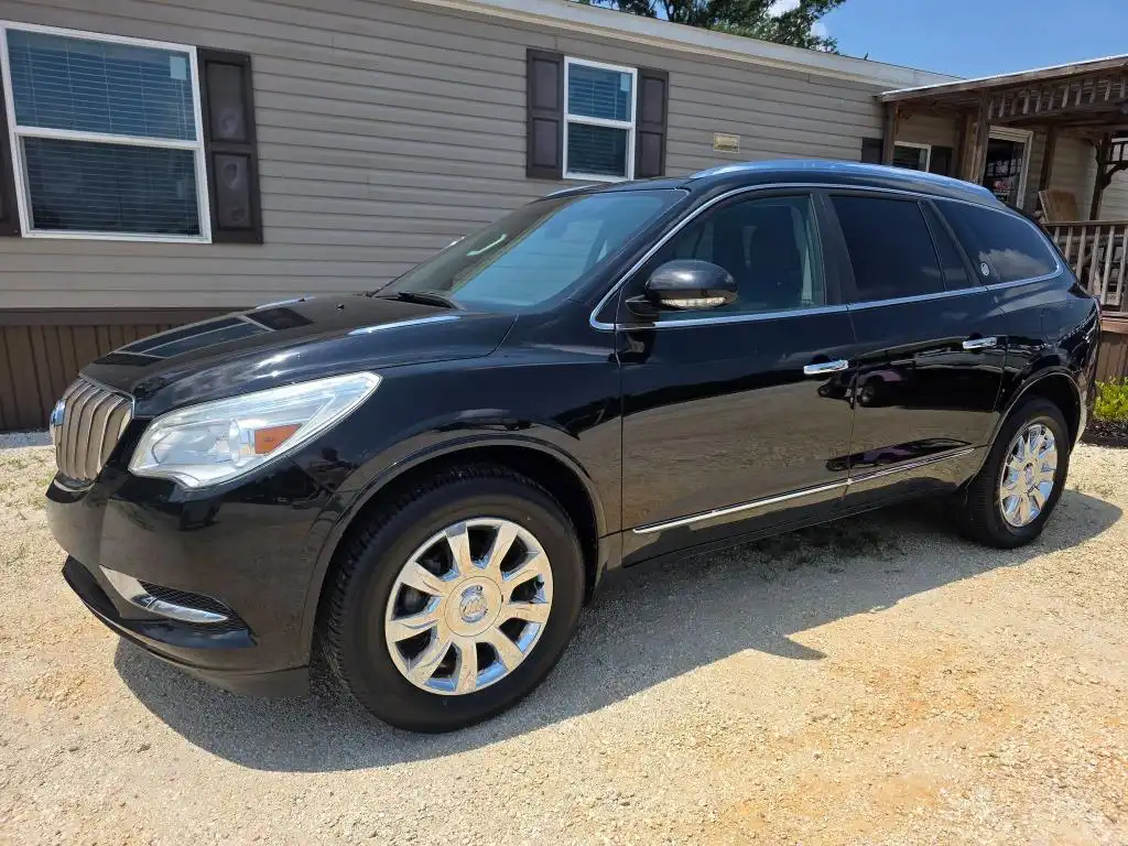 2017 Buick Enclave Leather's photo