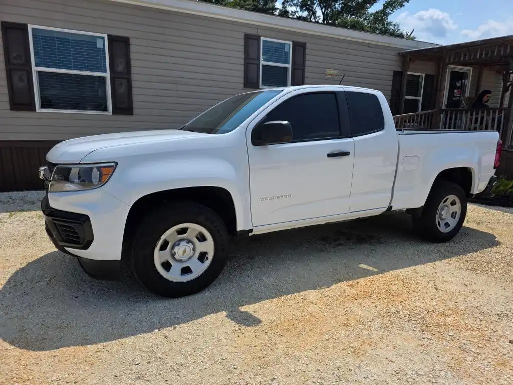 2022 Chevrolet Colorado 2WD Work Truck Extended Cab Auto's photo