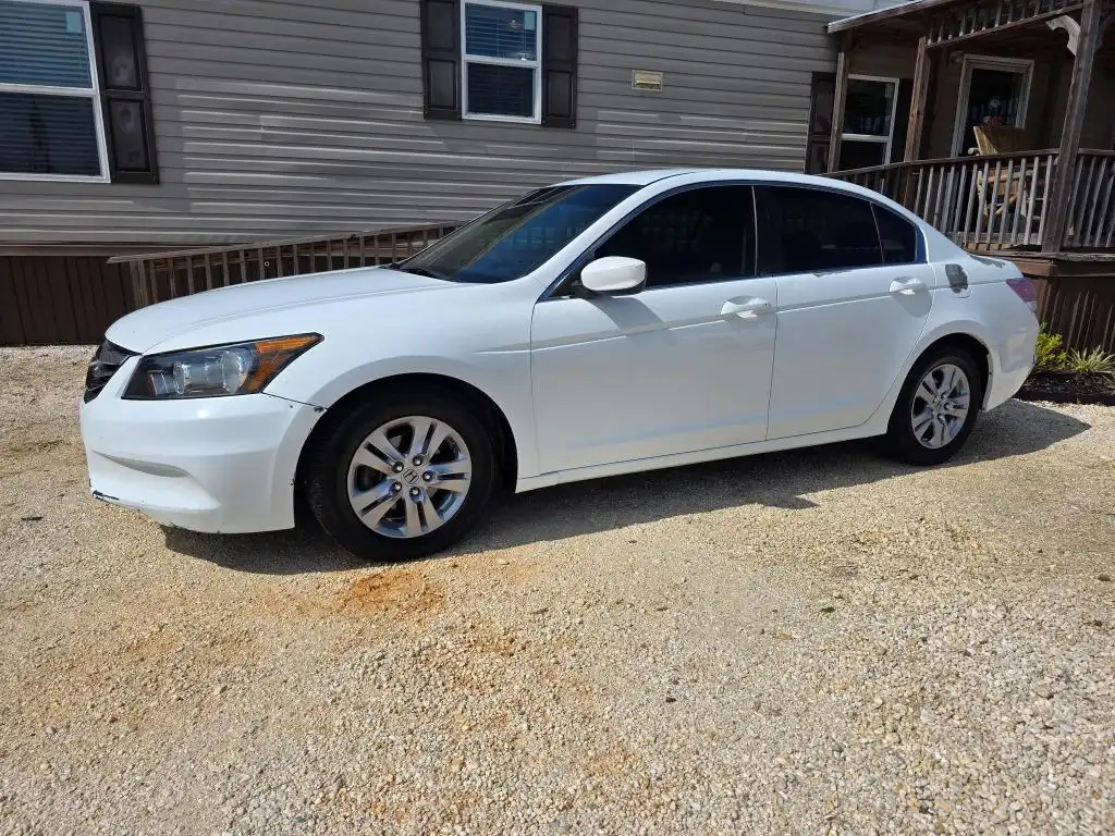 2011 Honda Accord SE Auto's photo