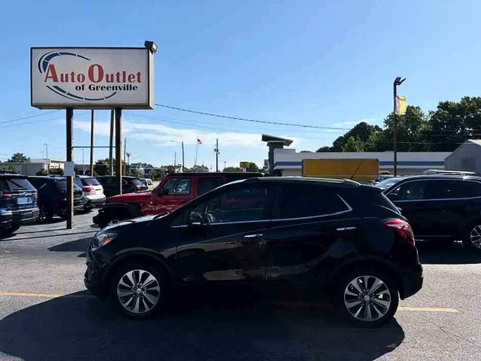 2017 Buick Encore Preferred's photo