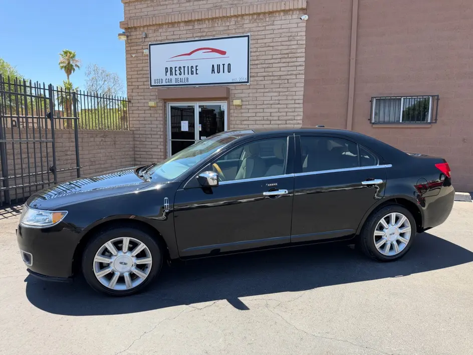 2012 Lincoln MKZ V6 photo 3
