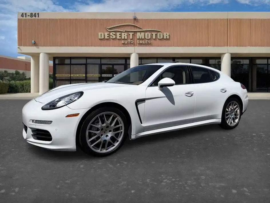 2014 Porsche Panamera S's photo