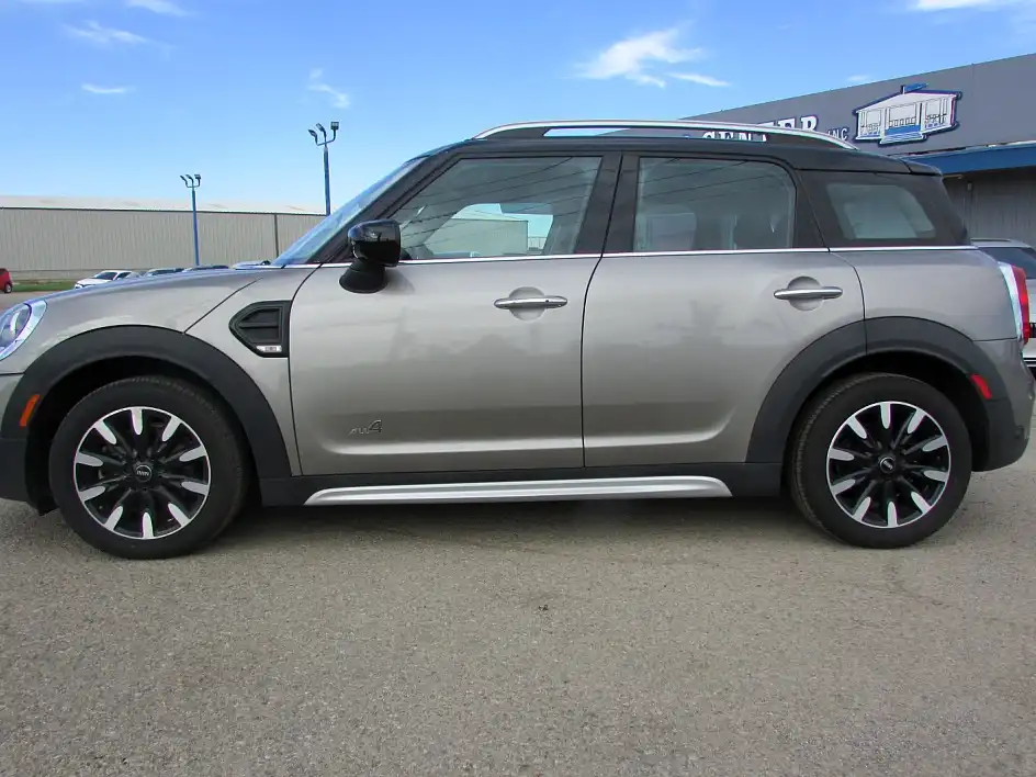 2020 MINI Countryman Cooper ALL4's photo
