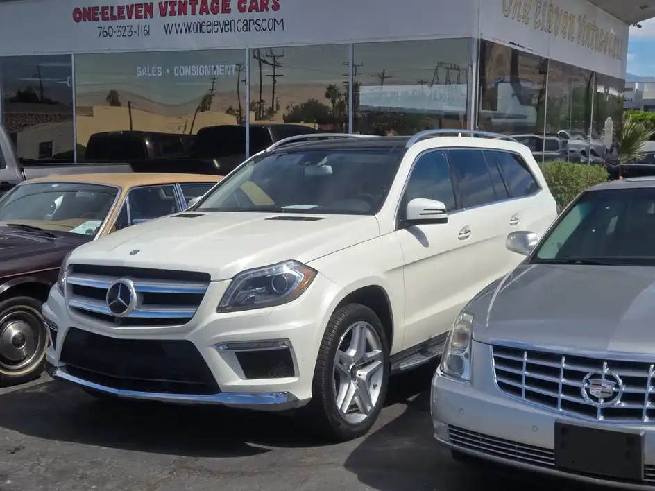 2015 Mercedes-Benz GL-Class GL550's photo