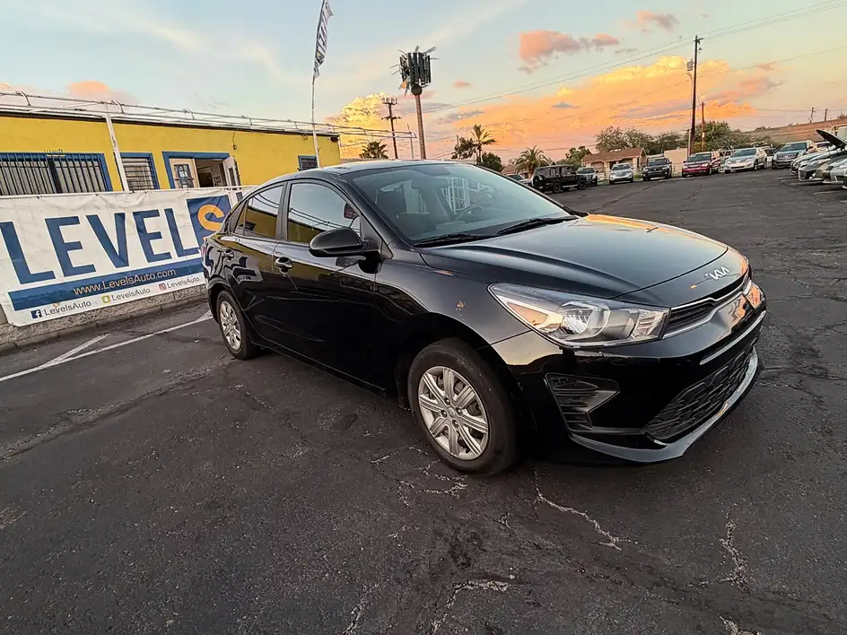 2022 Kia Rio LX iVT's photo