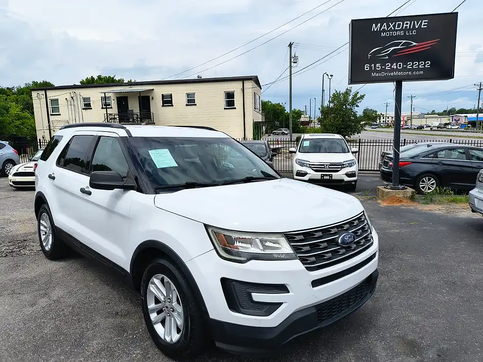 2017 Ford Explorer Base FWD's photo